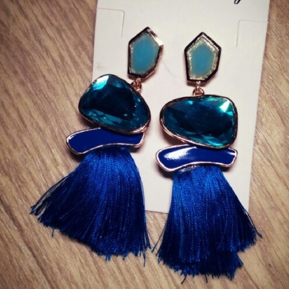Multi color fashion style earrings tassel fringe and free gift - Picture 2 of 4